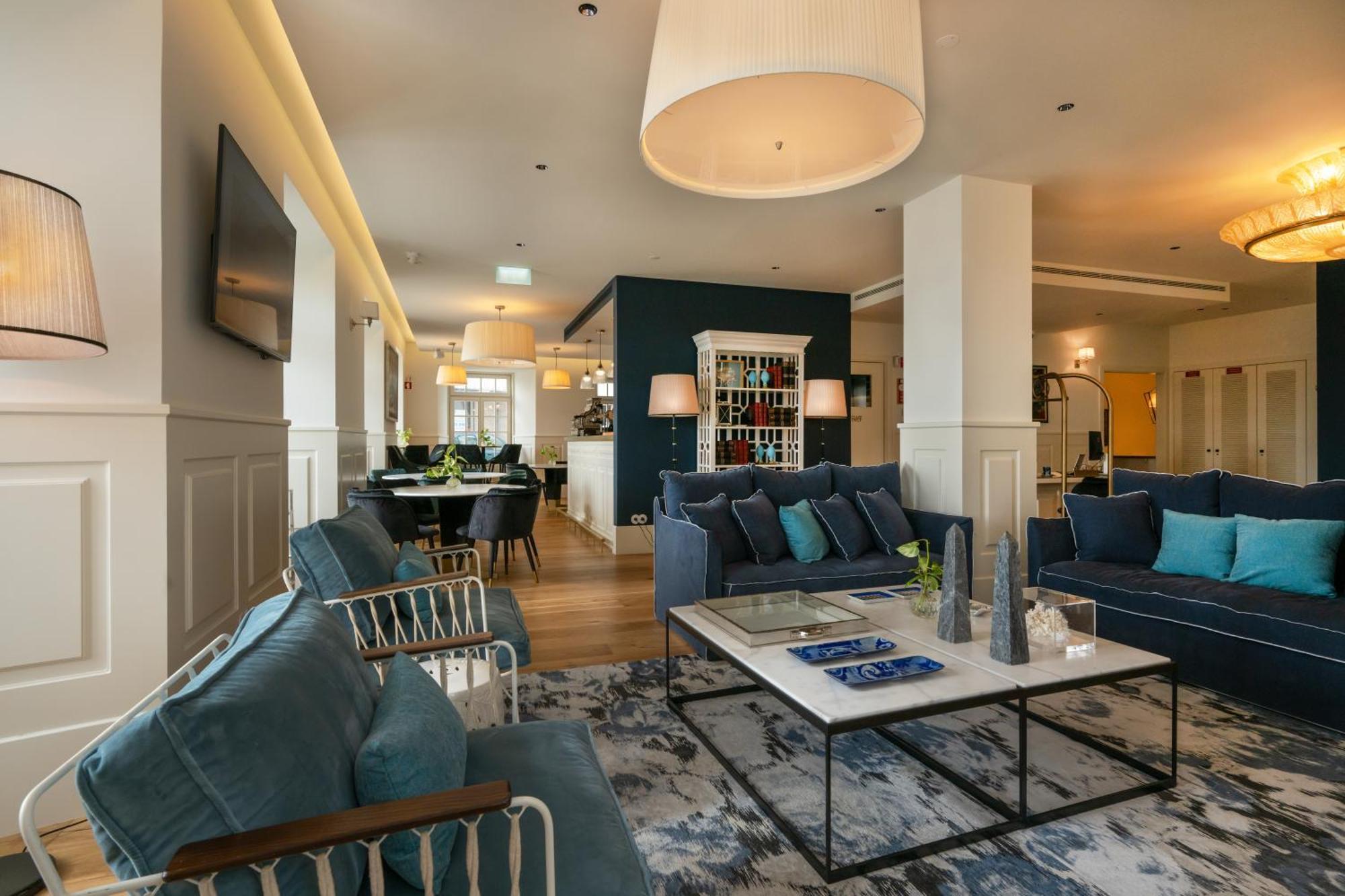 Dona Maria Hotel Фигейра-да-Фош Экстерьер фото
